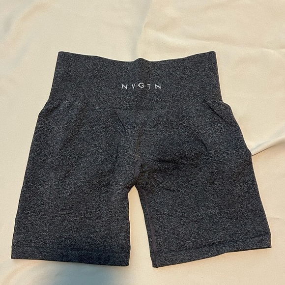 NVGTN Grey Seamless Shorts - S - Picture 4 of 8